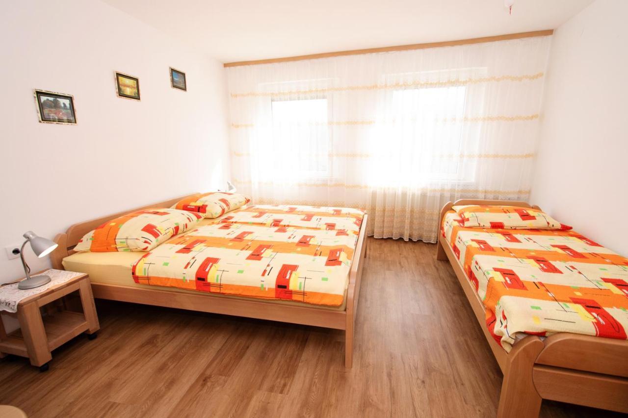 Apartmaji Berginc 코바리드 외부 사진