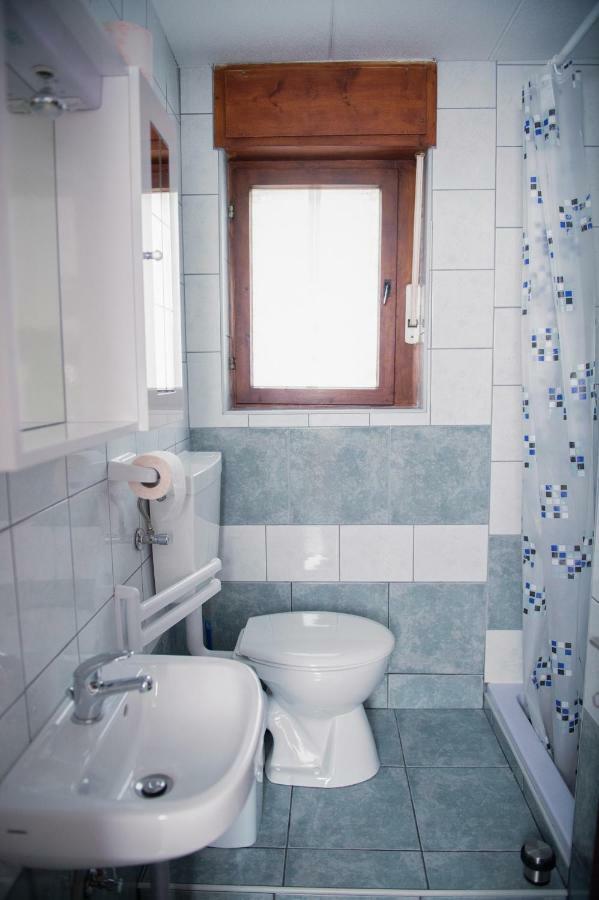 Apartmaji Berginc 코바리드 외부 사진