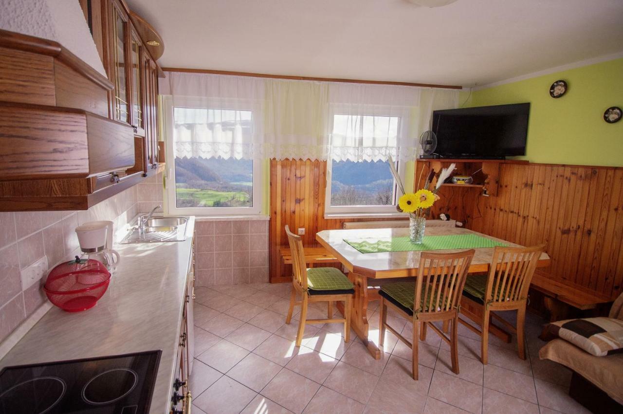 Apartmaji Berginc 코바리드 외부 사진