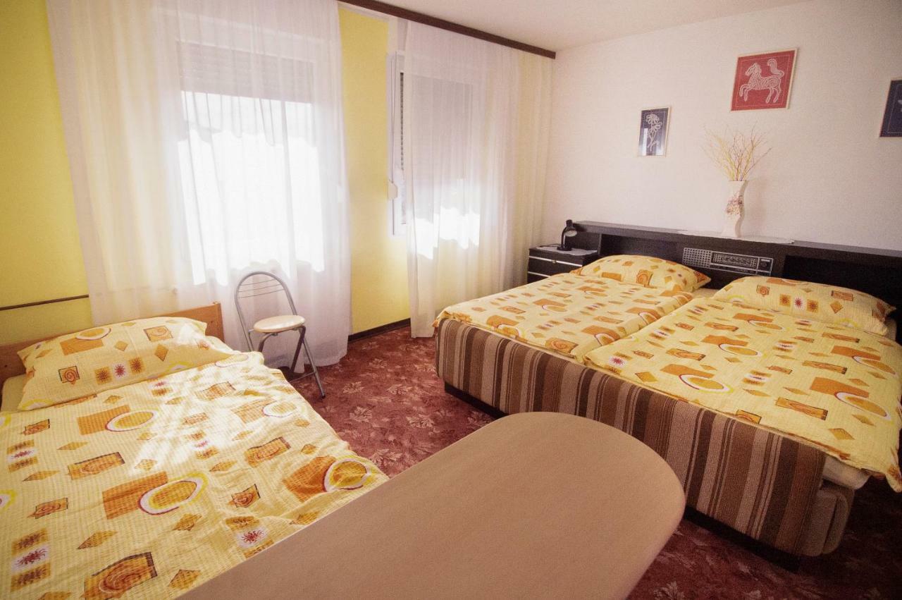 Apartmaji Berginc 코바리드 외부 사진