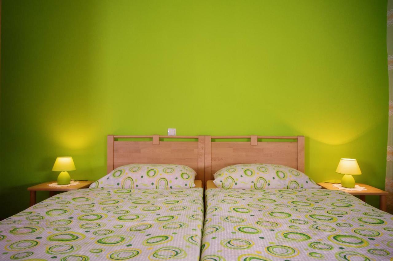 Apartmaji Berginc 코바리드 외부 사진